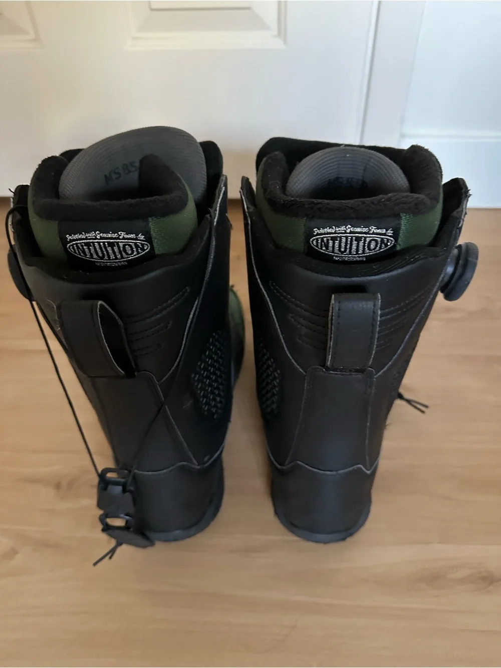 Men's Ride Laso Snowboard Boots with Dial Lacing